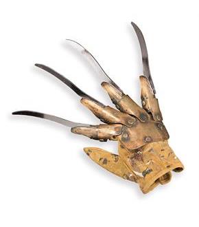 Deluxe Freddy Metal Glove