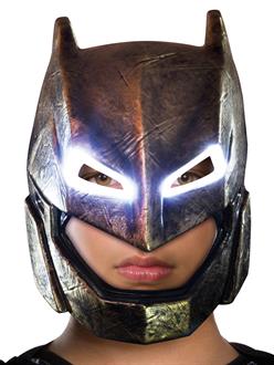 Batman v Superman: Dawn of Justice - Batman Adult Armored Light Up Mask